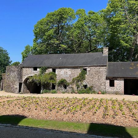 Manoir Du Menec Chambre Le Folgoet Exteriör bild